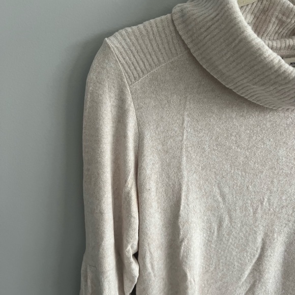 Anthropologie Turtleneck Sweater - Picture 4 of 5